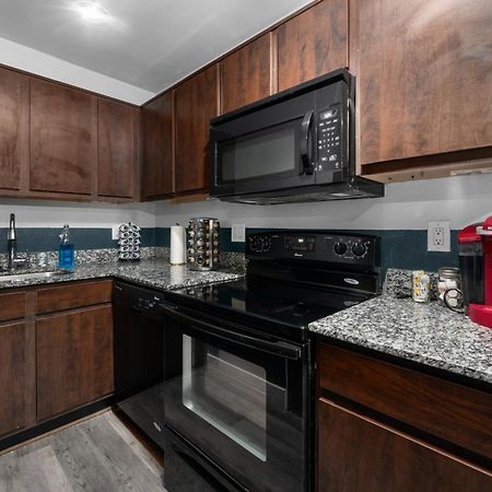 Modern Quirky Apt Near Nrg Stadium & Medical Center Apartment ฮูสตัน ภายนอก รูปภาพ